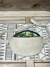 Load image into Gallery viewer, Ivory White