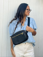 Load image into Gallery viewer, Pebbled Classic Black