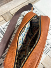 Load image into Gallery viewer, Suede Cheetah