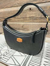 Load image into Gallery viewer, Classic Pebbled Black