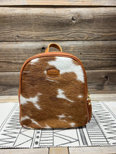Load image into Gallery viewer, Hair on Hide Brown &amp; White
