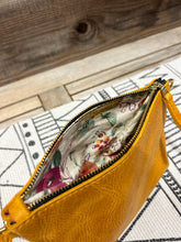 Load image into Gallery viewer, Golden Mustard Bullhide
