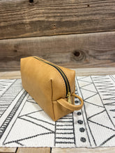 Load image into Gallery viewer, Honey Cornbread
