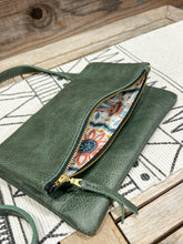 Load image into Gallery viewer, Spanish Moss Green
