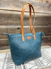 Load image into Gallery viewer, Blueberry Bullhide
