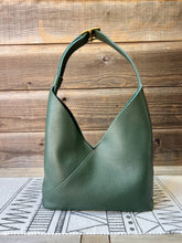 Load image into Gallery viewer, Dark Emerald Green
