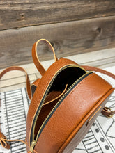 Load image into Gallery viewer, Pecan Bullhide
