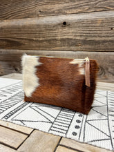 Load image into Gallery viewer, Brown &amp; White Hair on Hide
