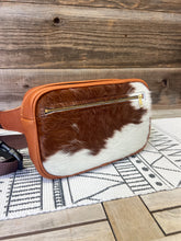 Load image into Gallery viewer, Brown &amp; White Hair on Hide
