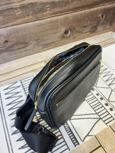 Load image into Gallery viewer, Classic Pebbled Black
